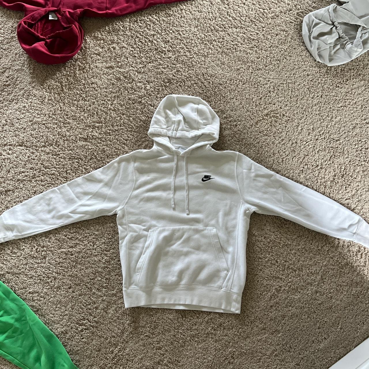 cropped white nike sweatshirt