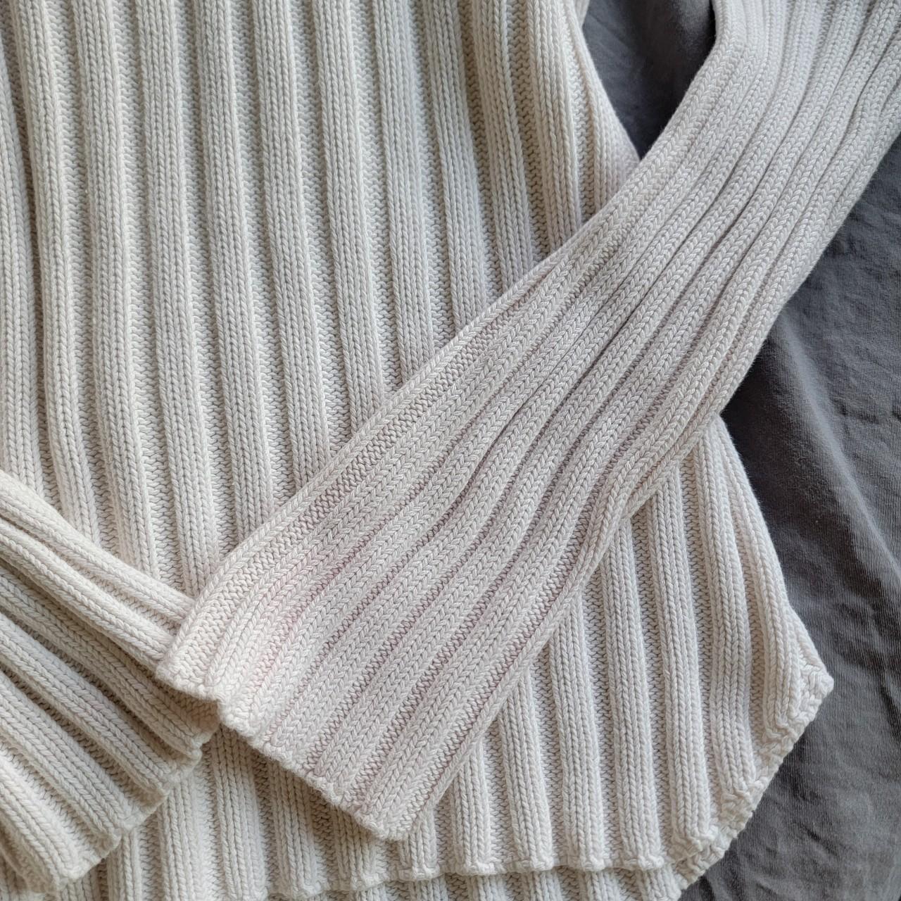 Banana Republic white ribbed turtleneck... - Depop