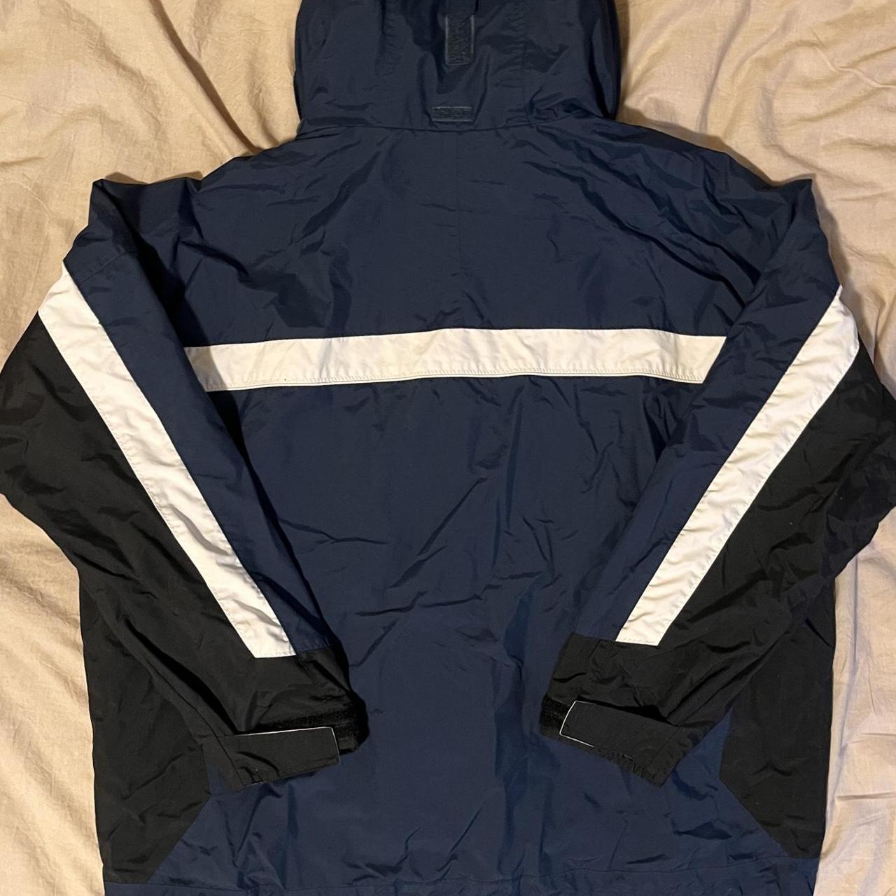 Columbia Sportswear Men's Navy and White Coat | Depop