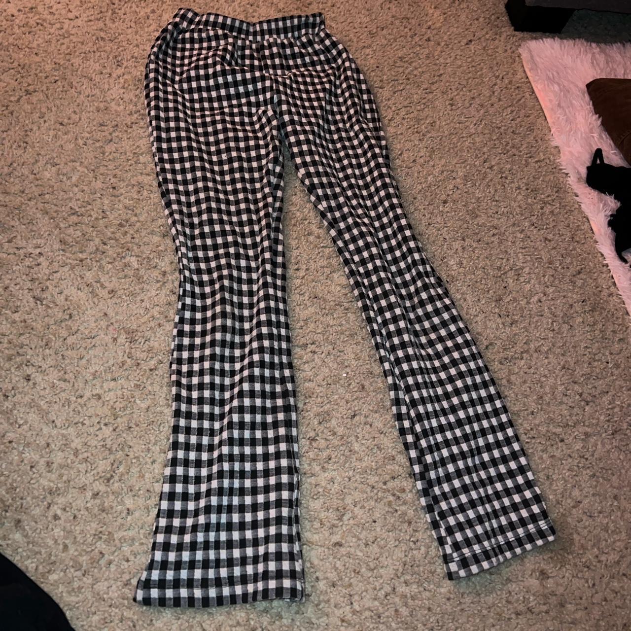 CHECKERED PANTS🖤