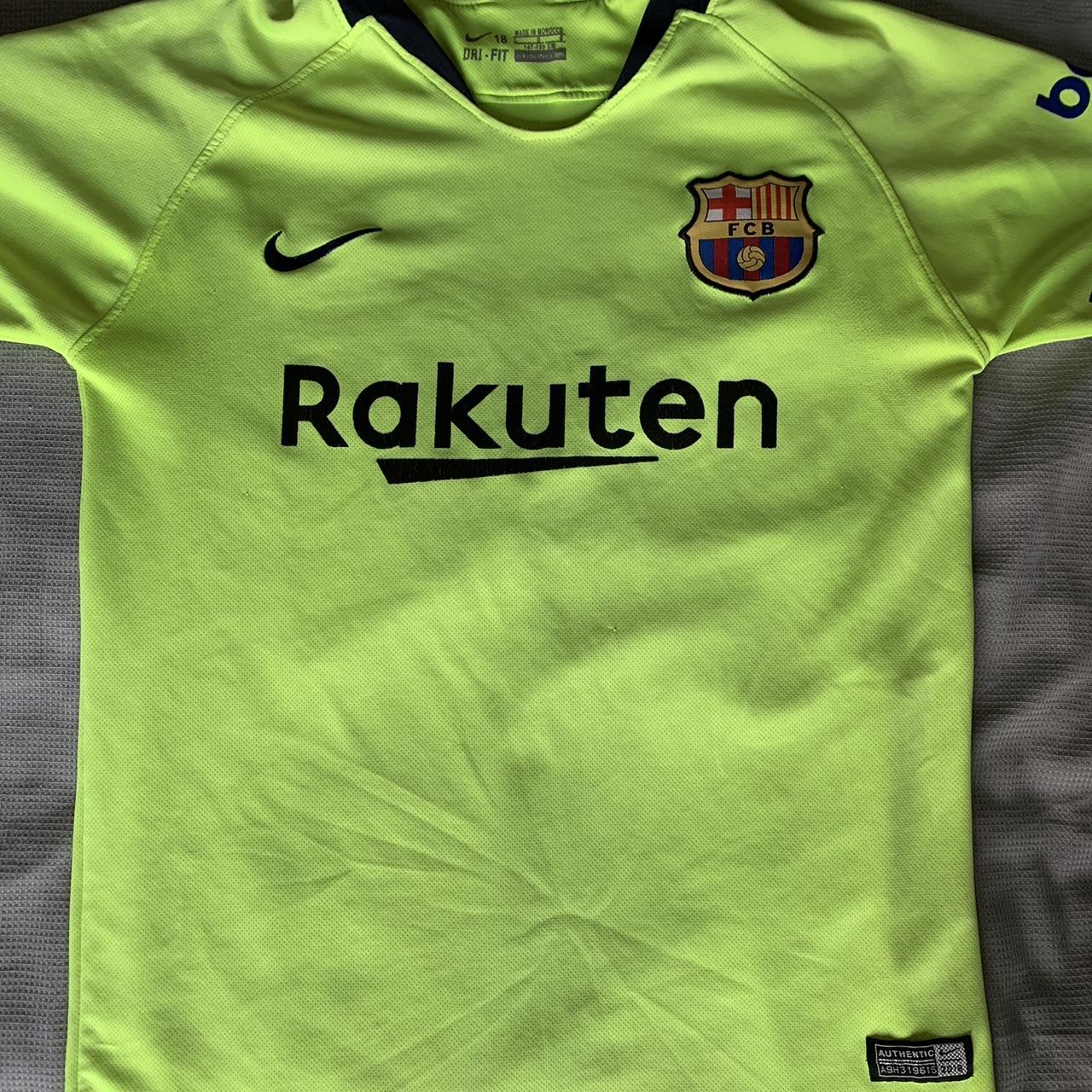 Barcelona Jersey selling 2018 Away Medium