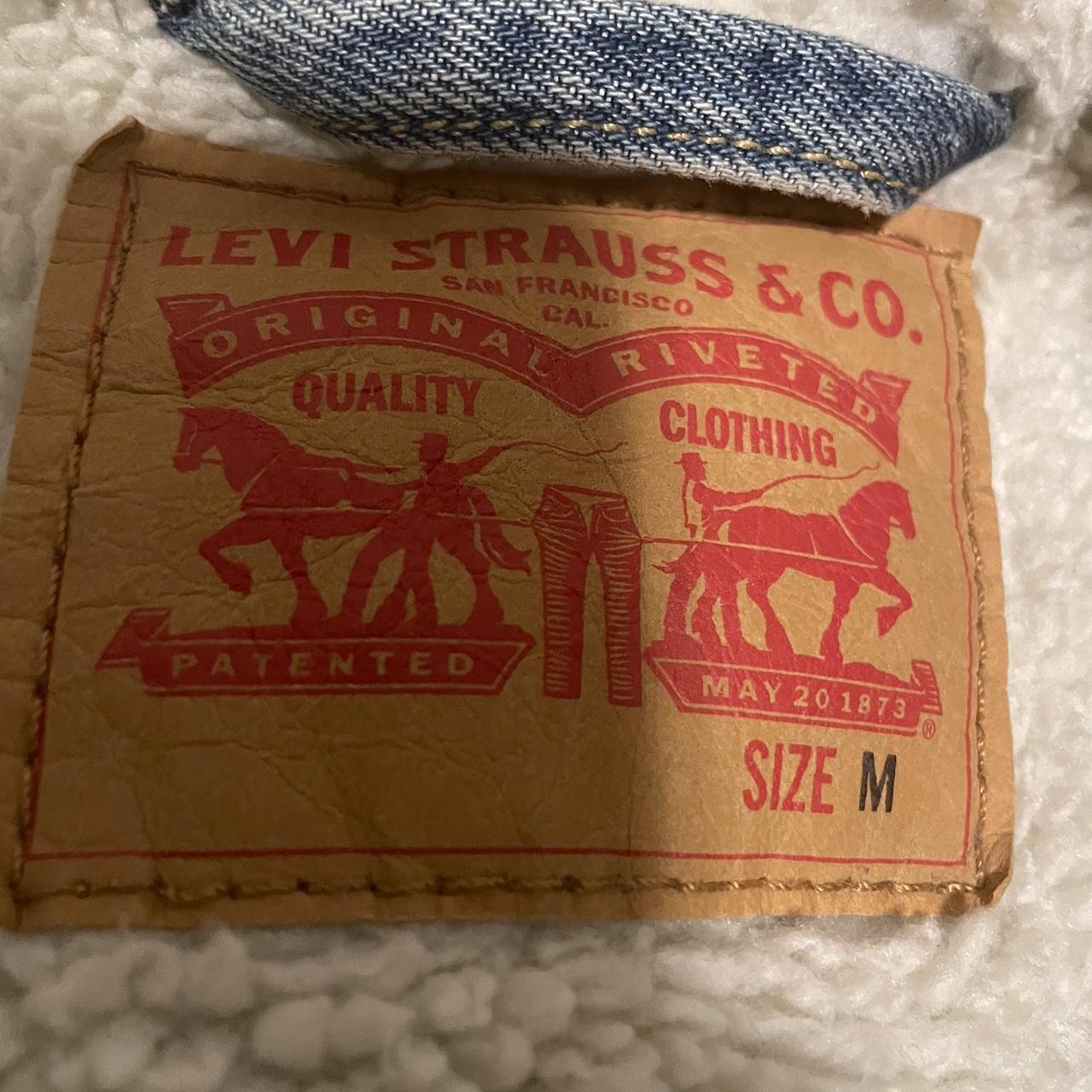levi’s sherpa lined jean jacket insulated fleece... Depop