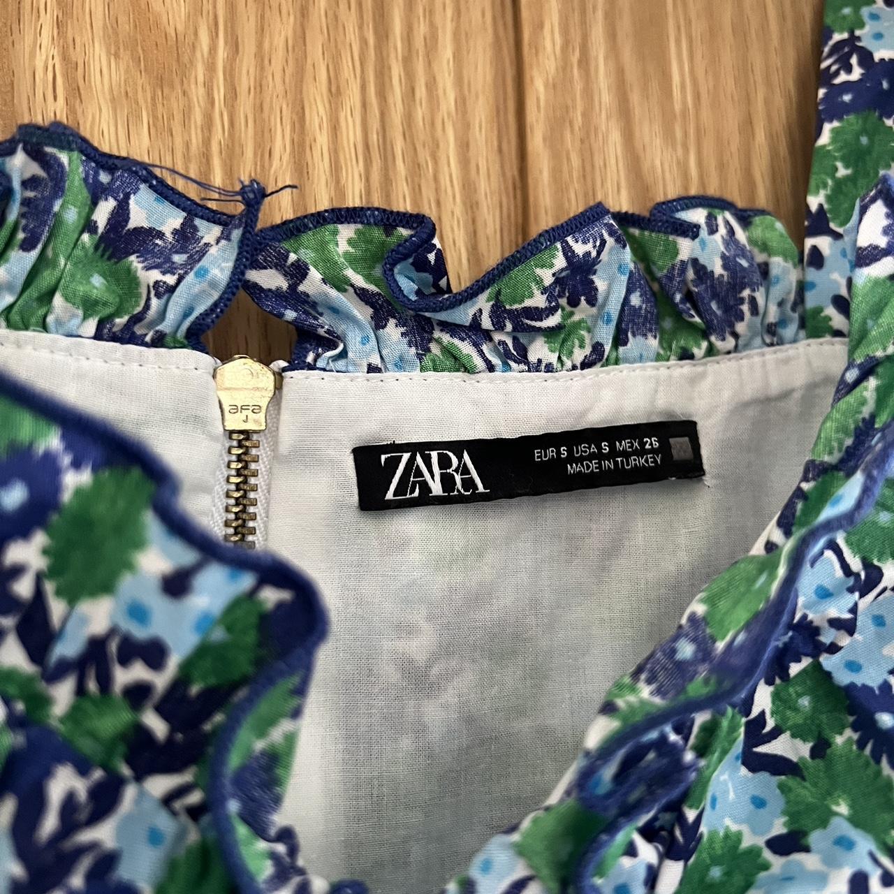 Zara floral blouse. Worn a couple of times. Perfect... Depop