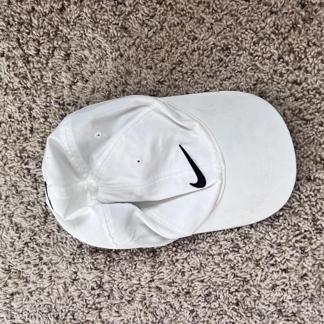 womens white nike golf hat