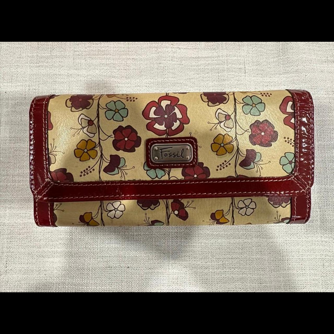 Fossil Women's Wallet - Red – Fossil wallet featu… - image 1