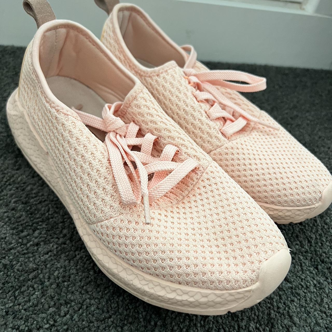 Ryderwear pink sneakers - size 8 - Depop