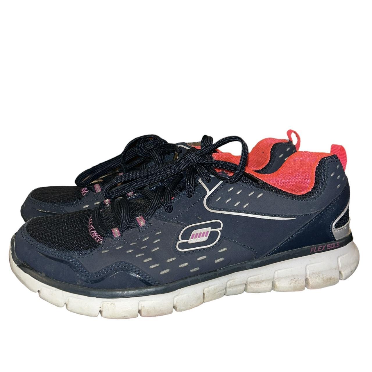 Skechers sport synergy online