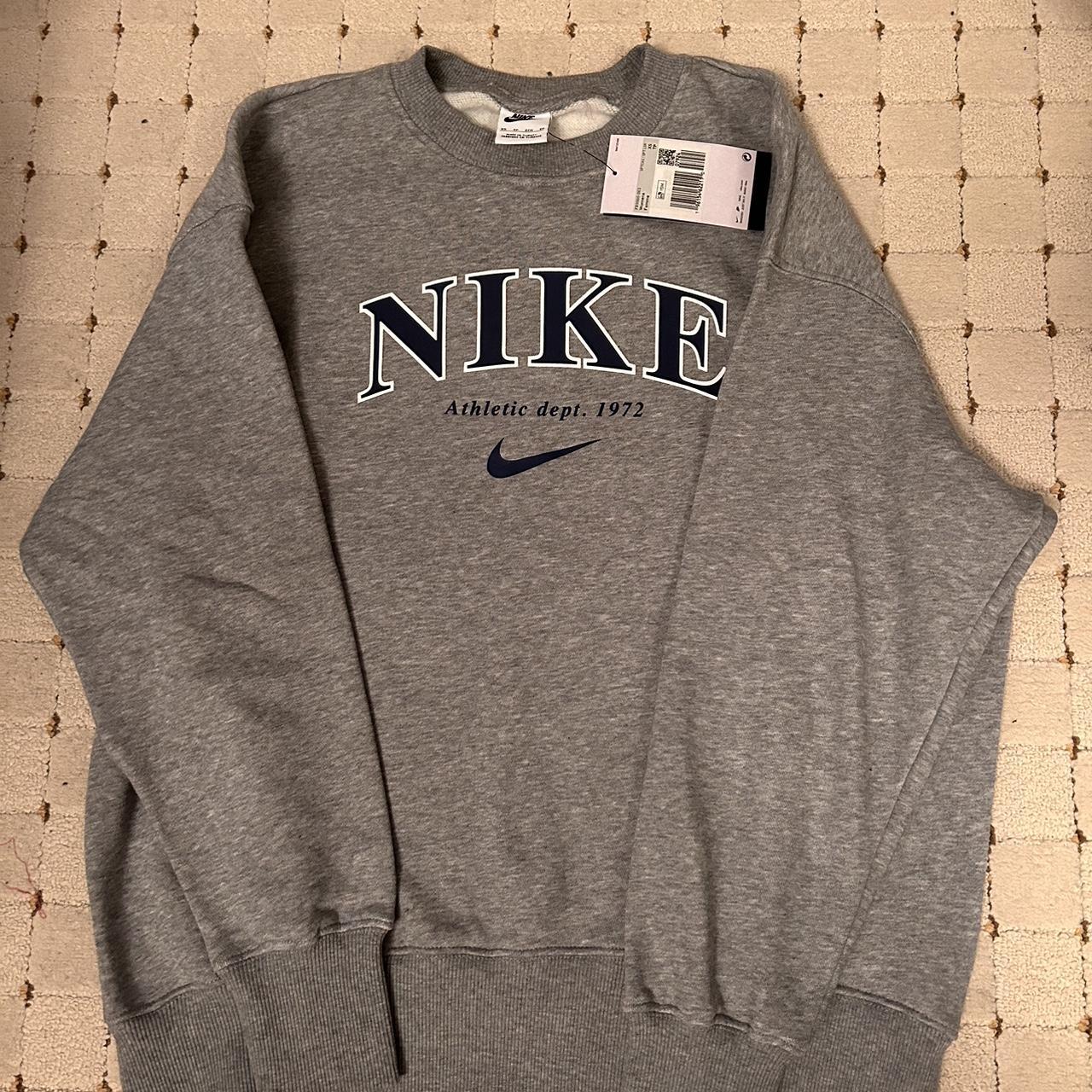 vintage oversized nike sweatshirt size XS brand new... - Depop