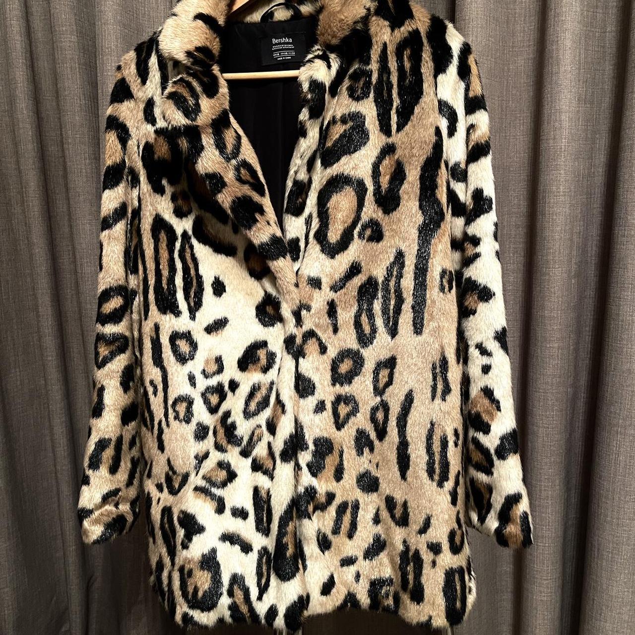 Bershka Leopard Print Faux Fur Coat Jacket Size XS - Depop