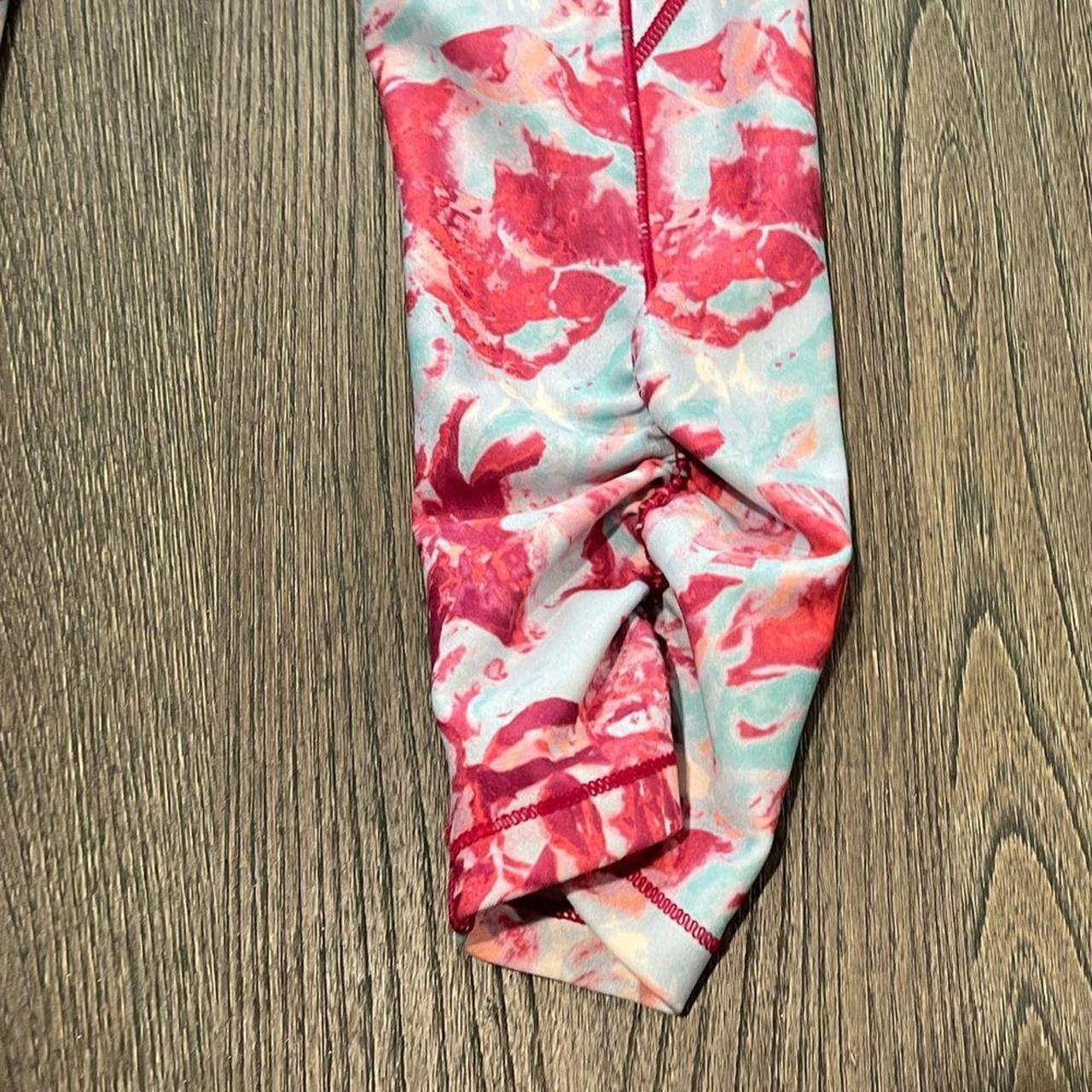 Calia by Carrie Underwood size XL pink floral ankle - Depop