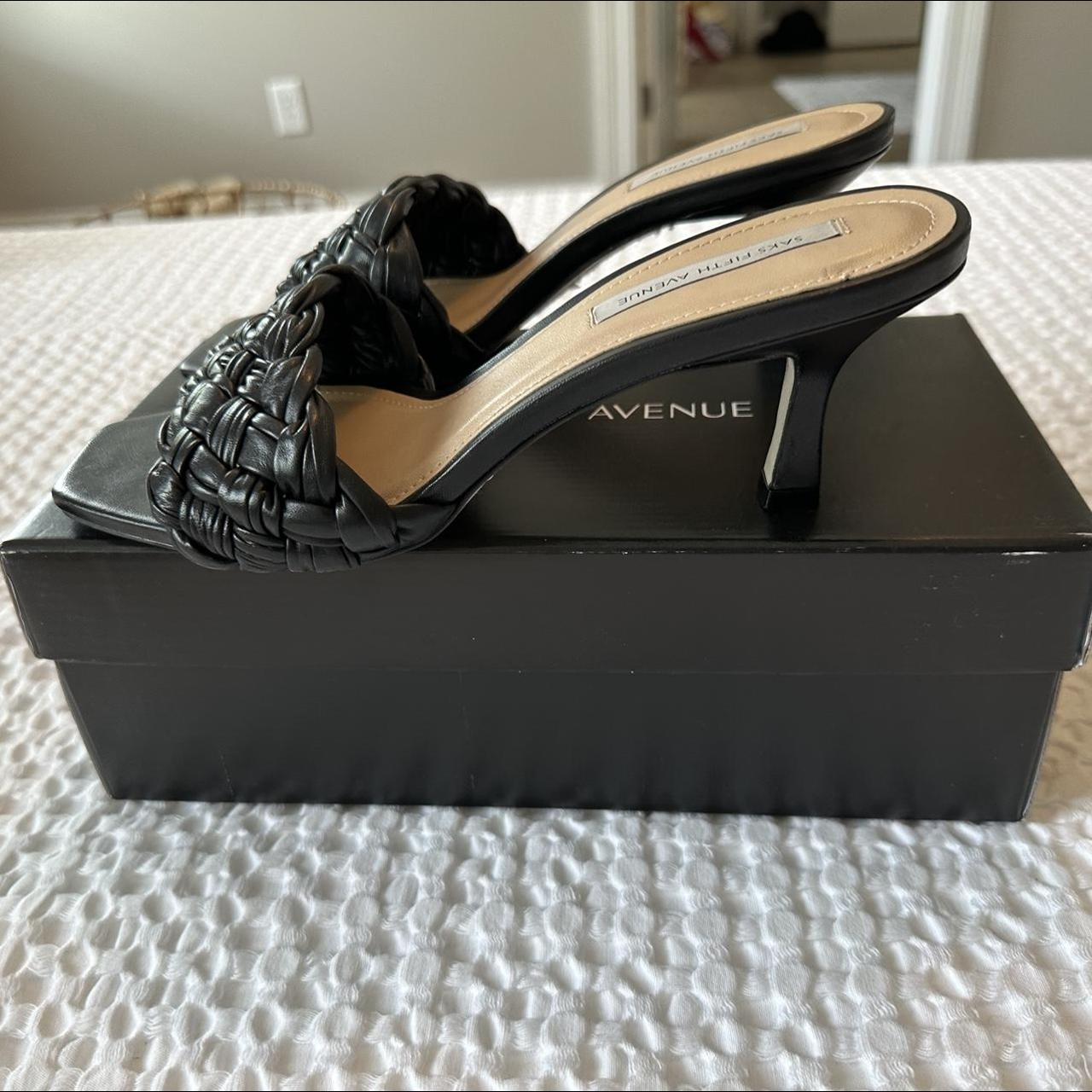 Saks Fifth Avenue Shoes Womens Black Slip On - Depop