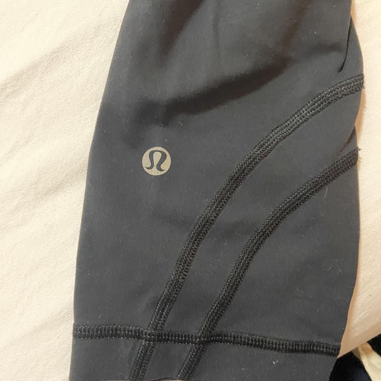 Lululemon Black Cropped Leggings Capris Back Pocket Adjustable