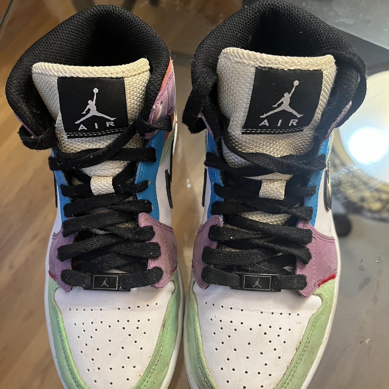 womens jordan 1 lightbulb