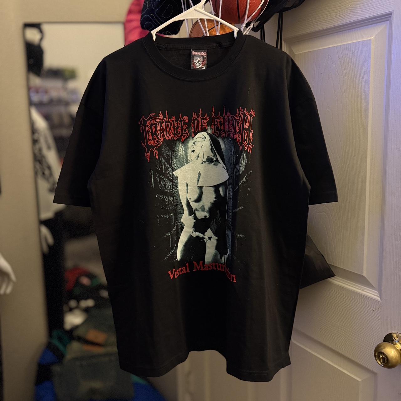 item listed by jorqyn
