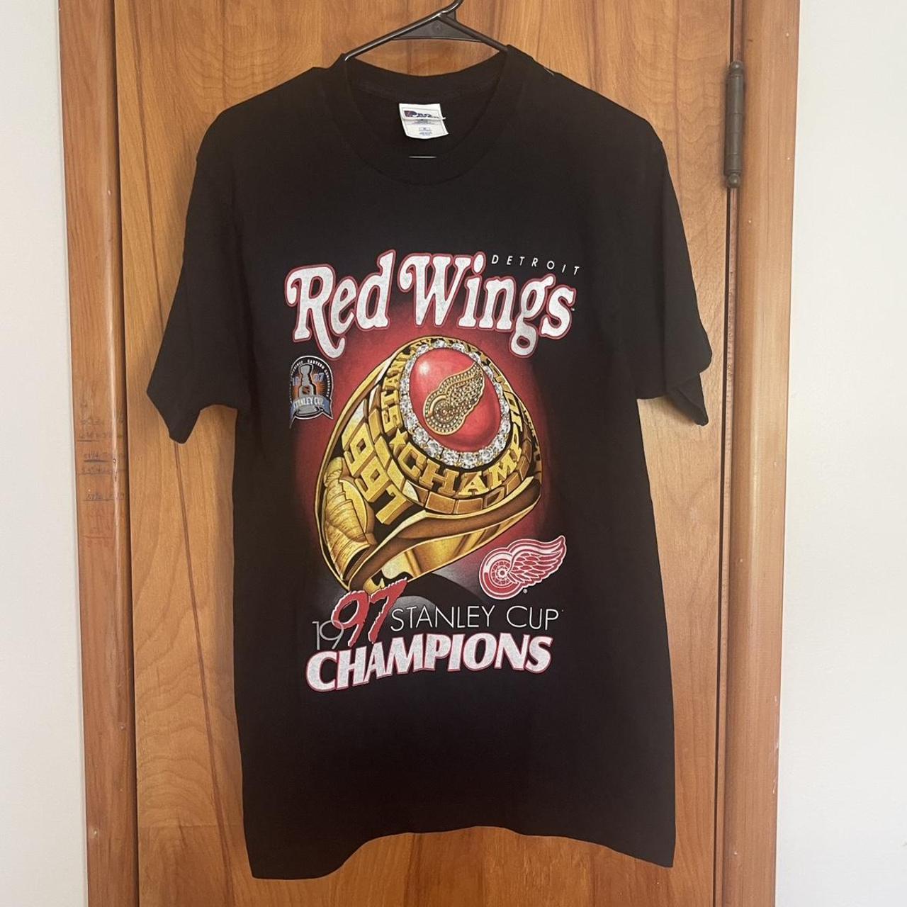 Detroit Red Wings Retro Brand Red Hockey Sticks Vintage Cotton T-Shirt