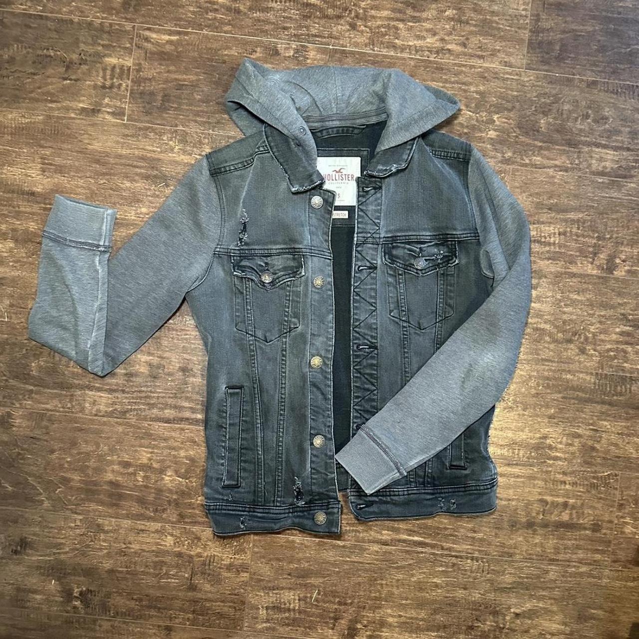 Hollister stretch hooded denim jacket best sale