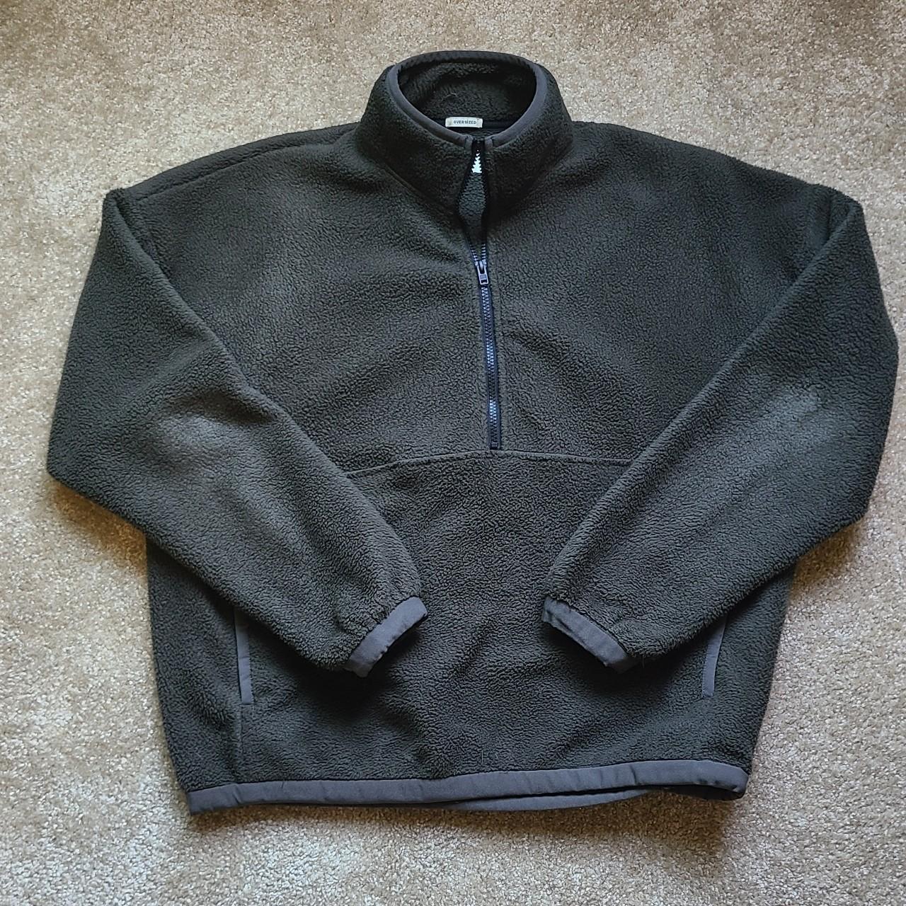 Abercrombie & Fitch Men's Green Sweatshirt | Depop