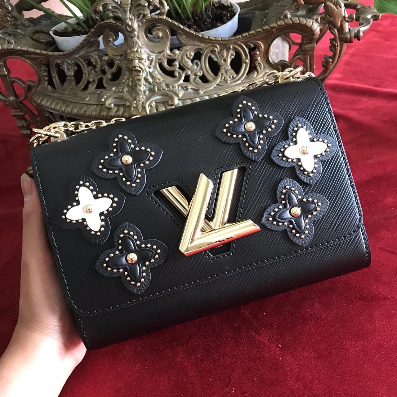 Louis Vuitton pouch purse bag wallet Super cute - Depop