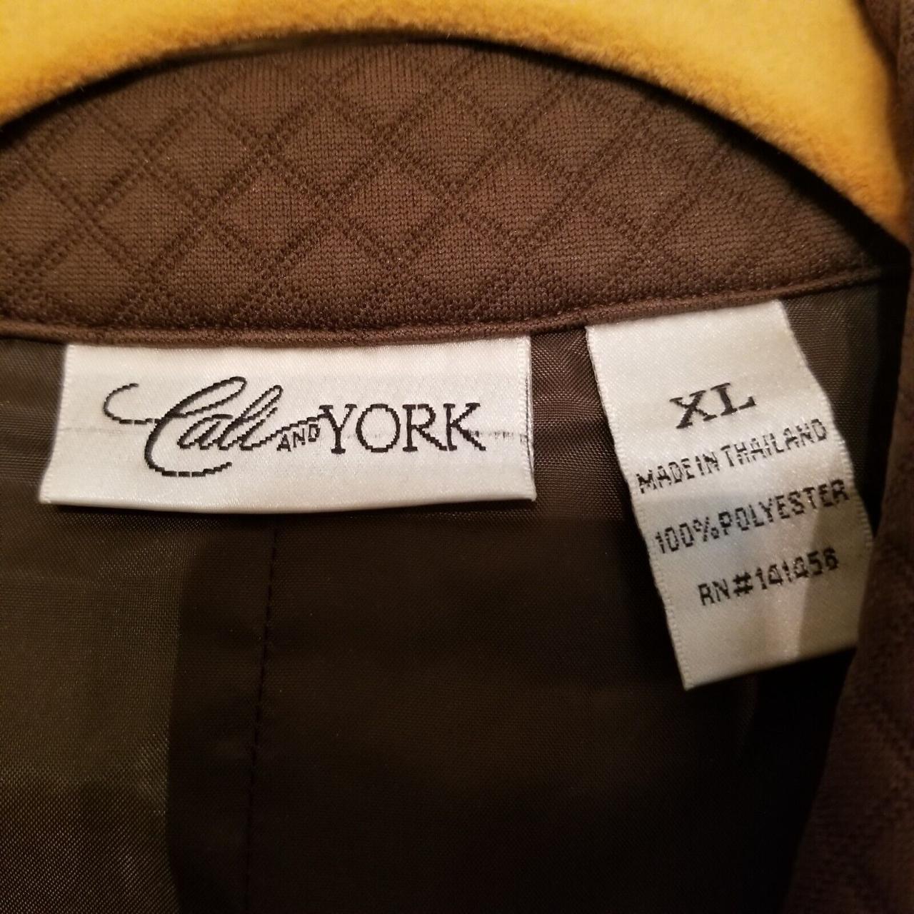Cali And York Quilted Size XL Brown Full Zip... Depop