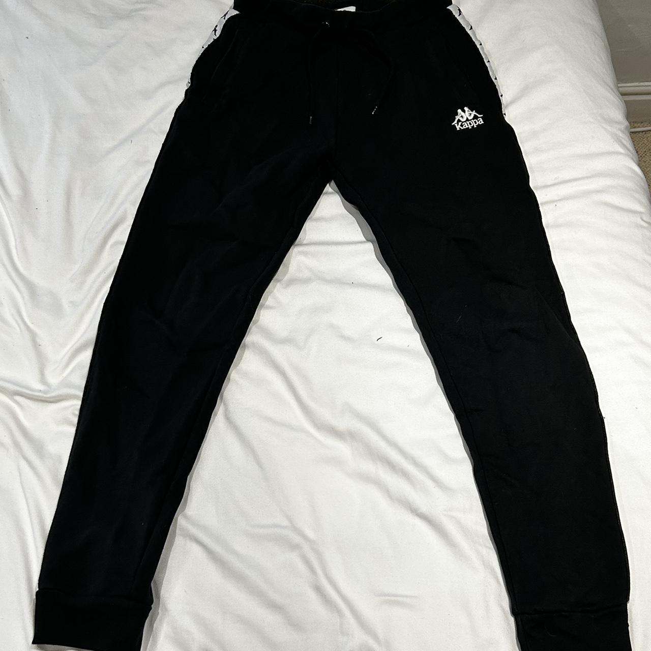 Kappa hot sale logo joggers