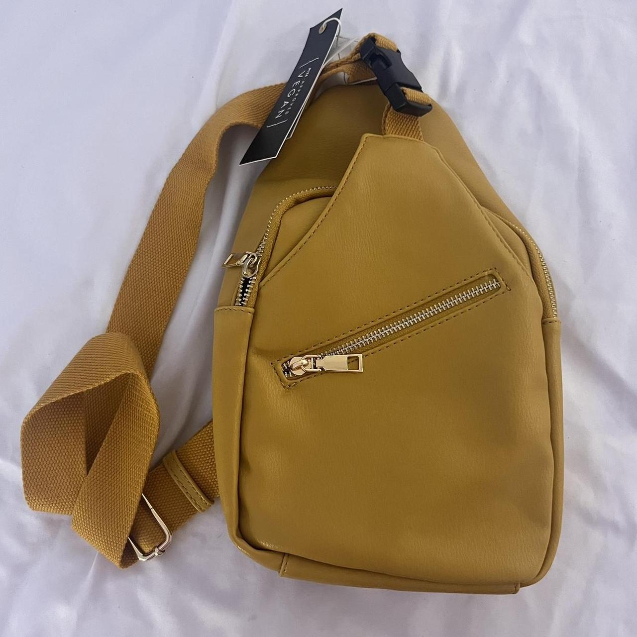 Alexis Bendel Women's Small Saffiano Chain Flap Crossbody Everyday Handbag  with Turn Lock - Walmart.com