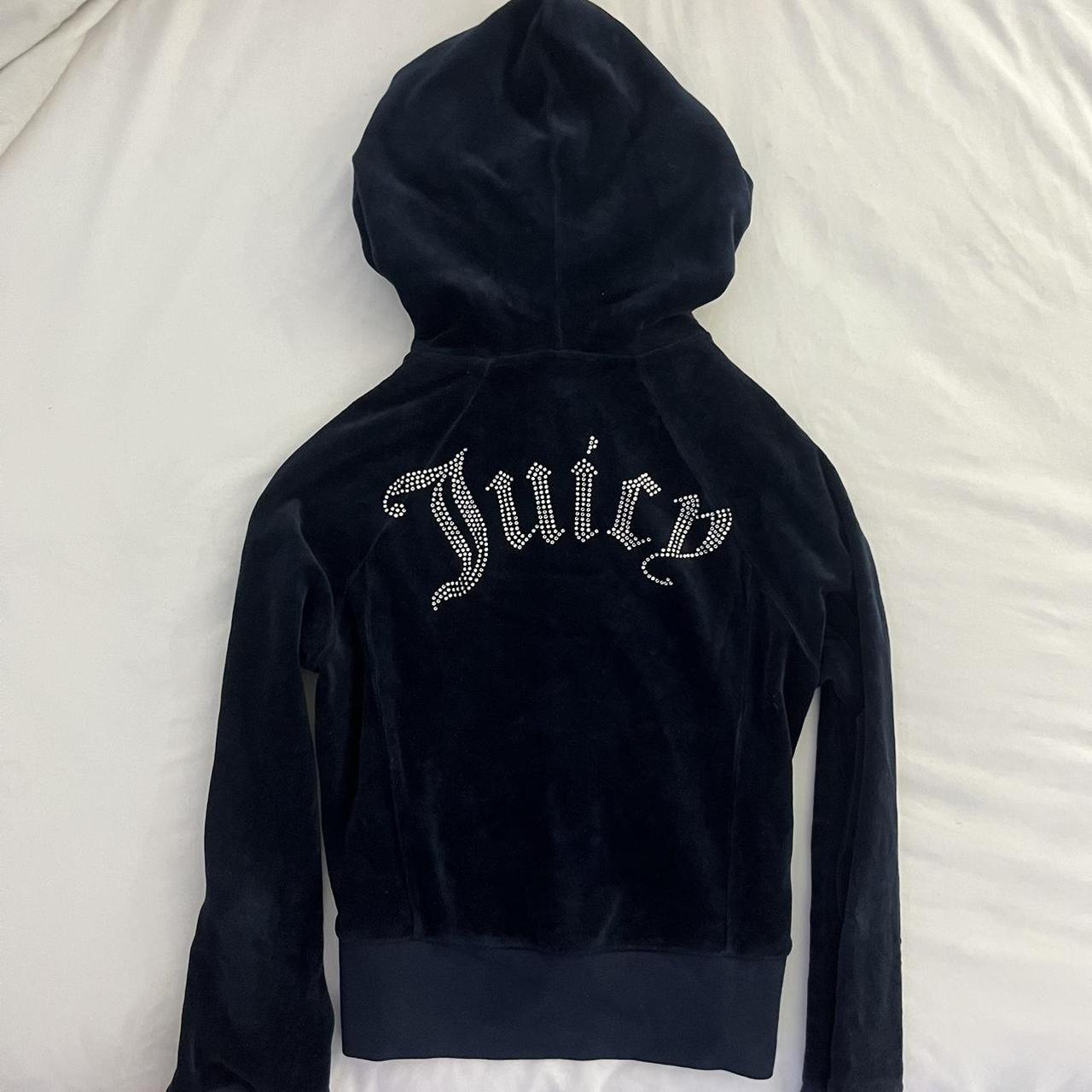 Juicy Couture Women's Black and Silver Jacket | Depop