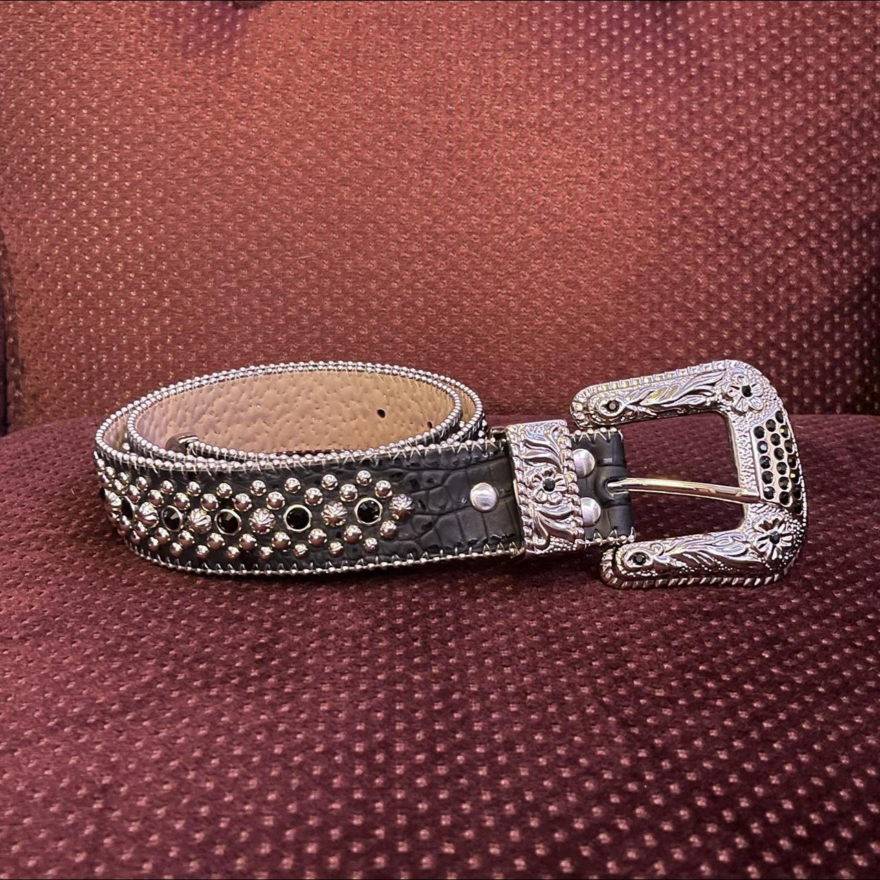 BB SIMON TROJAN BELT SIZE 34 only flaws are the bent... - Depop