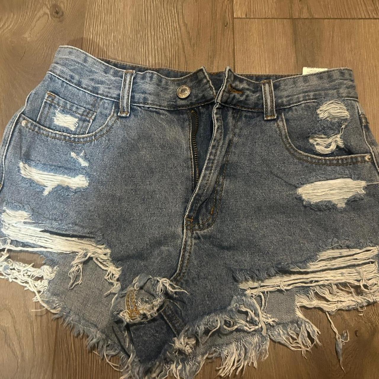 item listed by ellan34