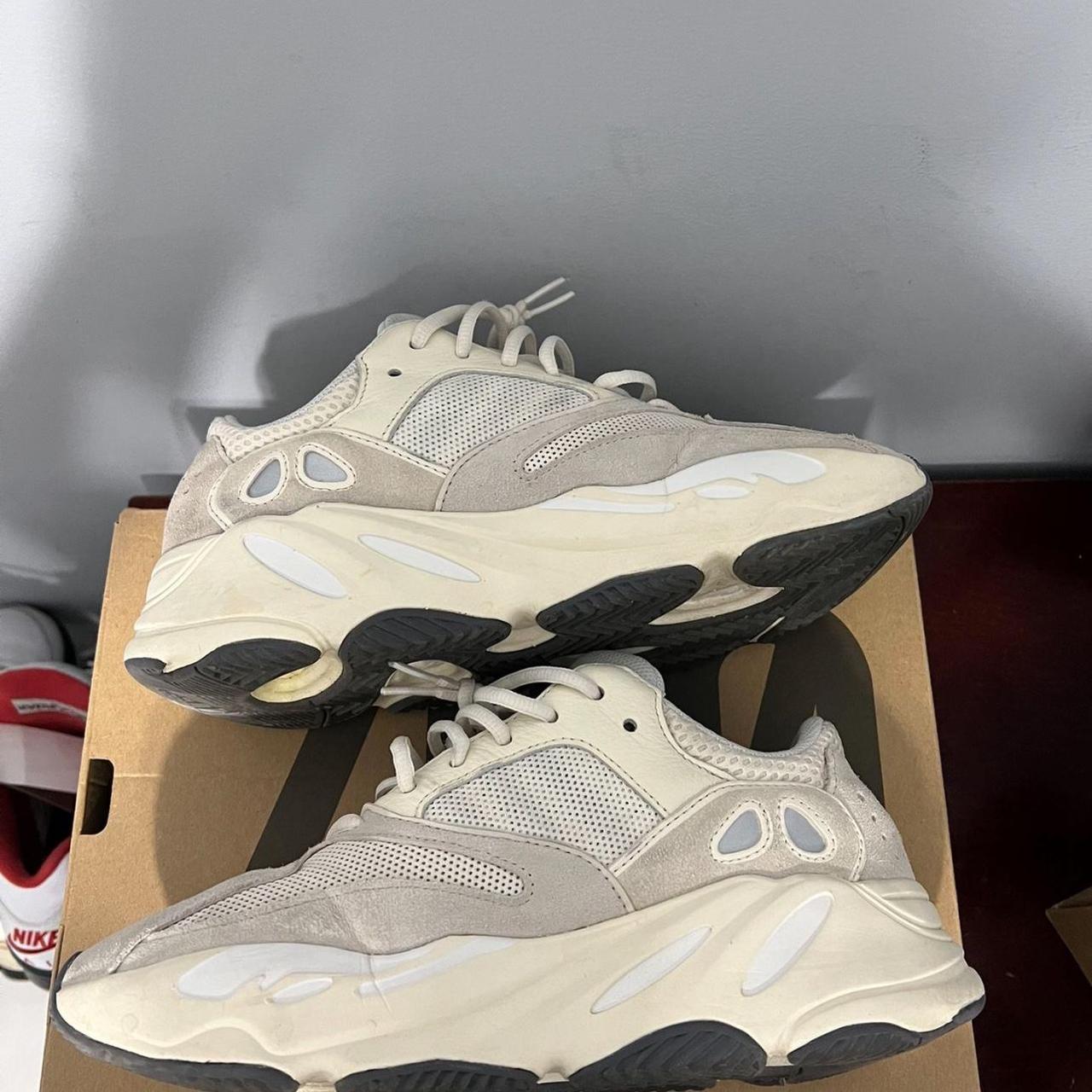 yeezy 700 cream retail