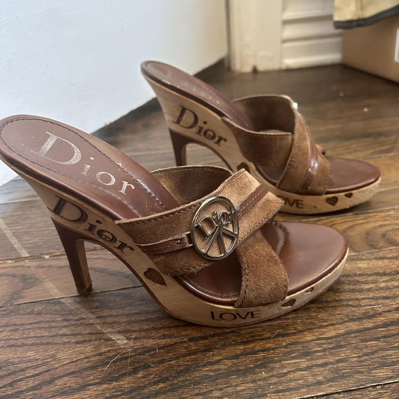 Vintage Louis Vuitton taupe satin sandal heels. Rare - Depop