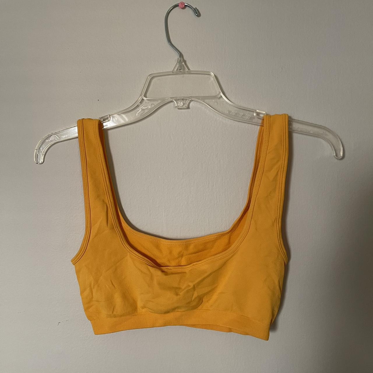 Zara Women's Yellow and Cream Croptop Depop