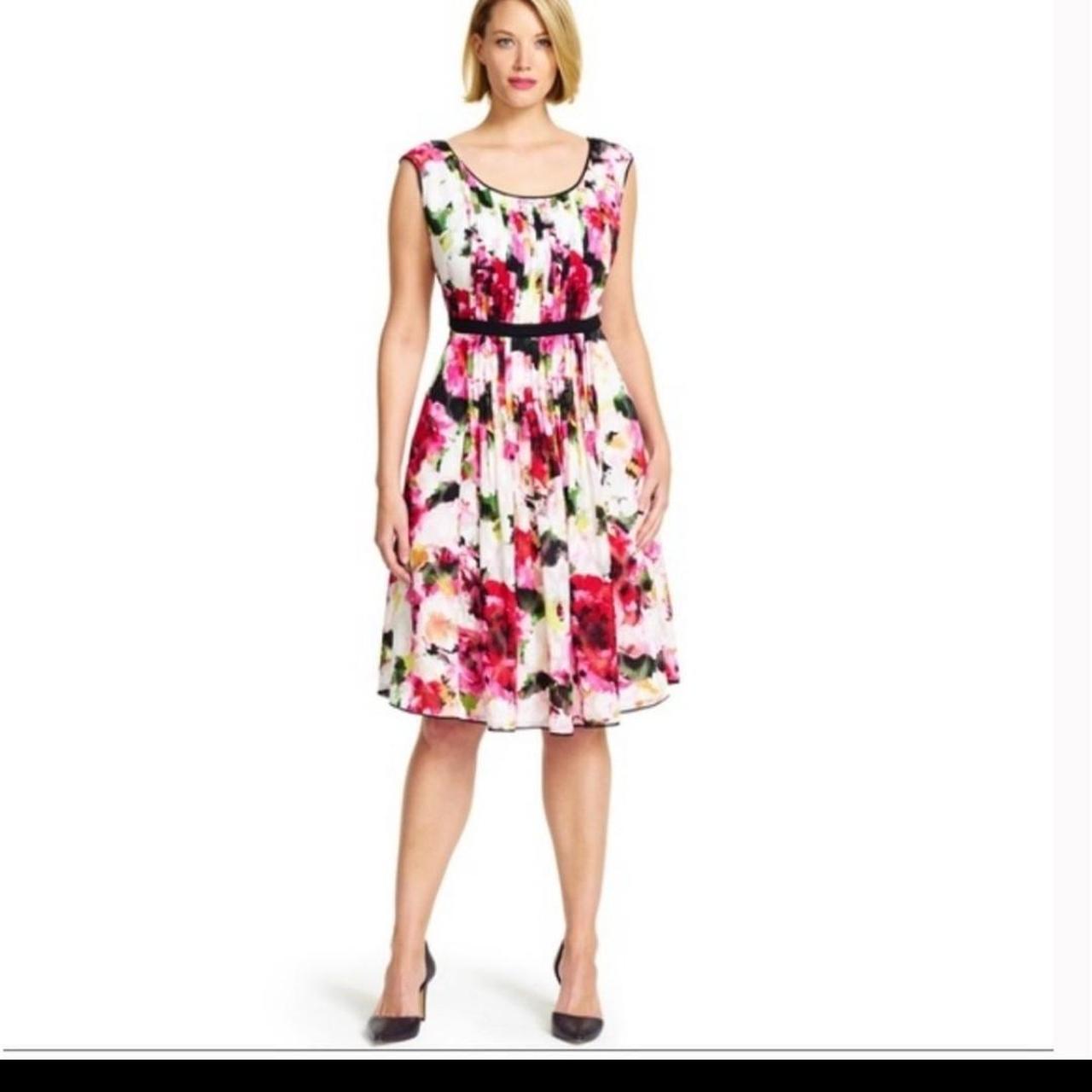 Adrianna Papell Floral Pleated Dress Adrianna Depop