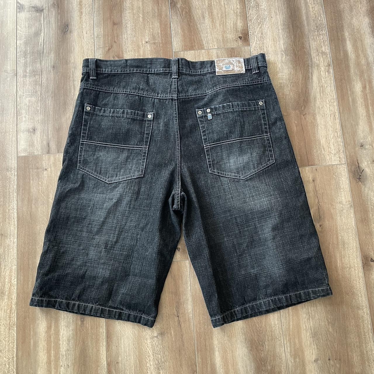 Baggy jorts Size 42 Nice fading front and back Black... - Depop