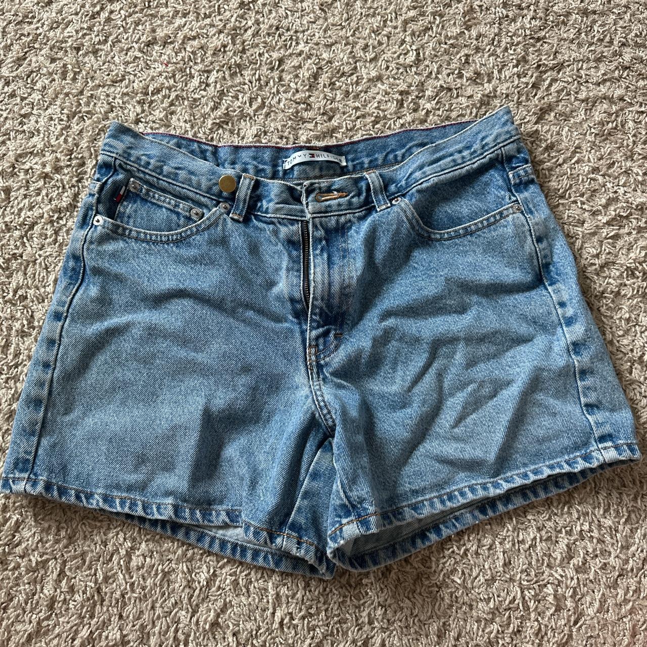 Tommy Hilfiger Women's Shorts | Depop