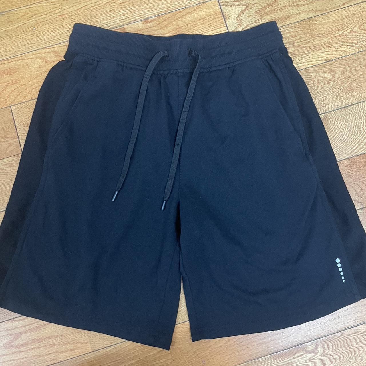  Balance collection shorts unisex size M Depop