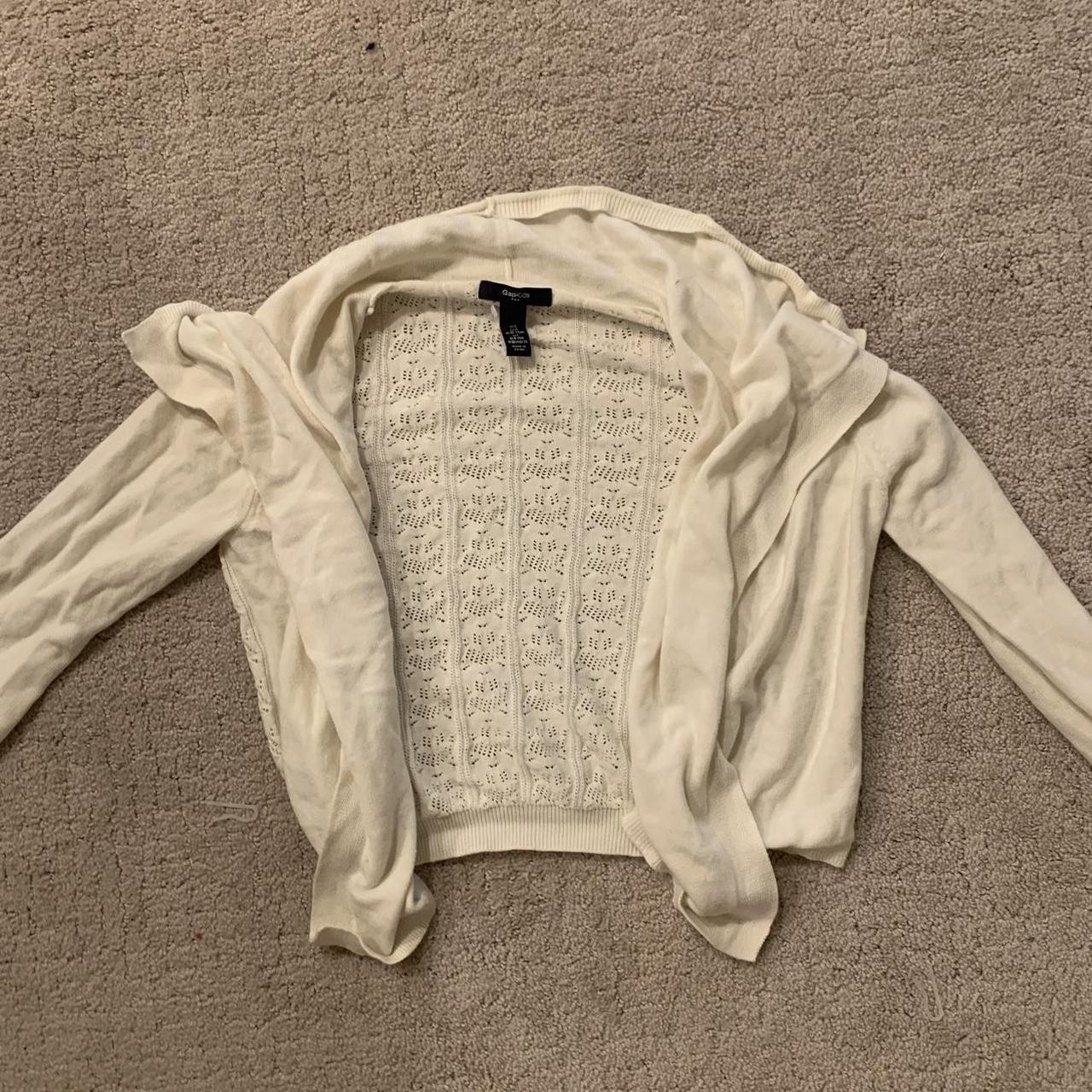 Cream colored GAP cardigan. Never worn, perfect... Depop