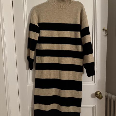 Tesco F&F red floral long sleeve midi Depop