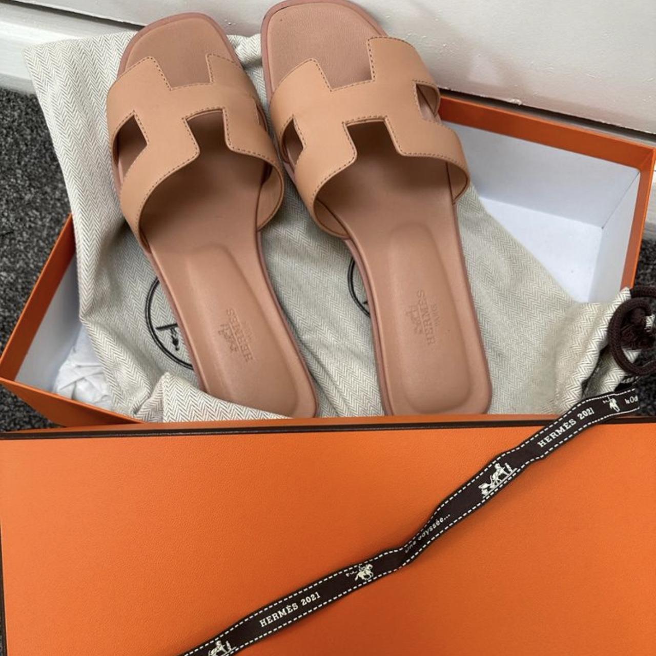 Hermes Oran Sandals in the colour “Granit Rose”.... - Depop