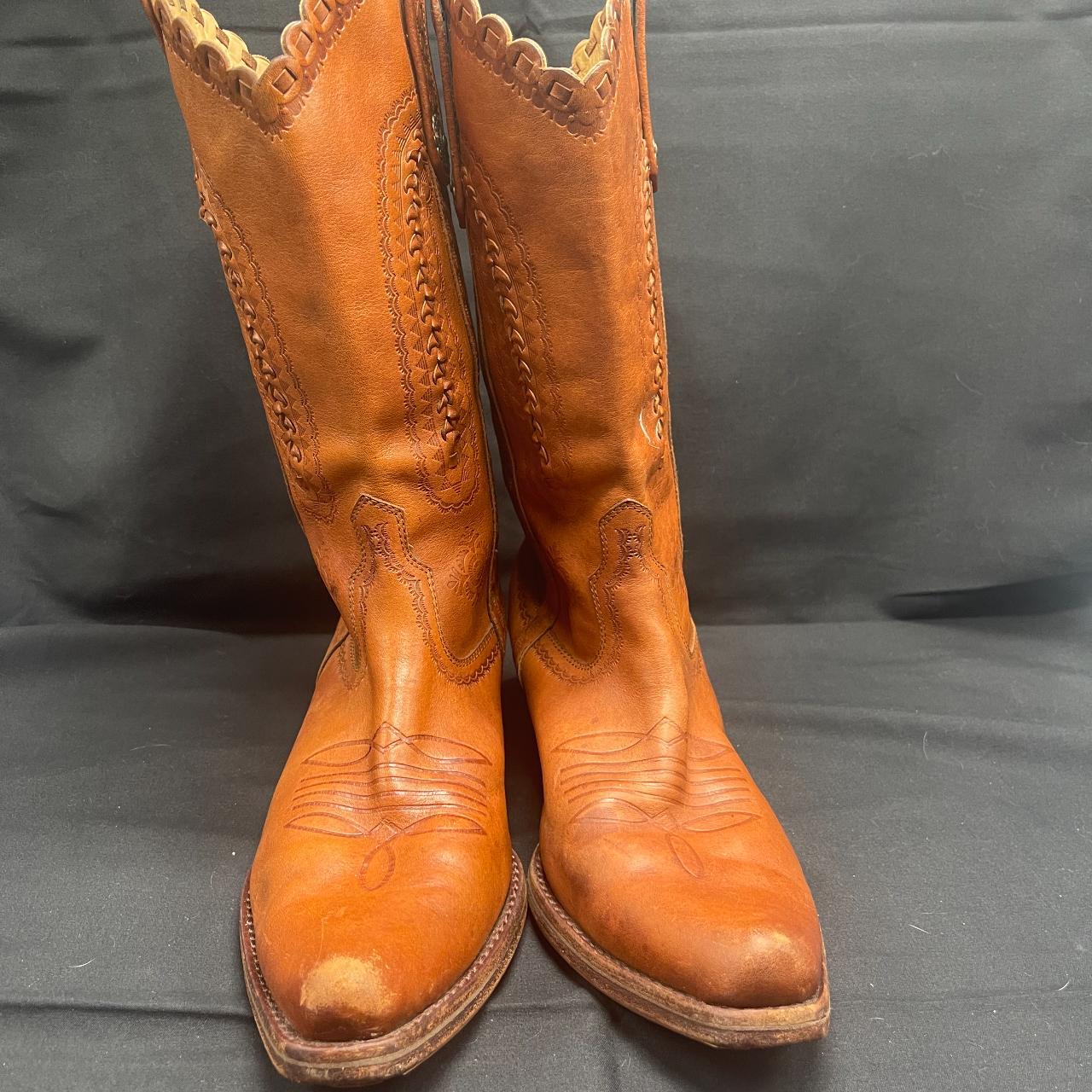 Women's Tan Boots Depop