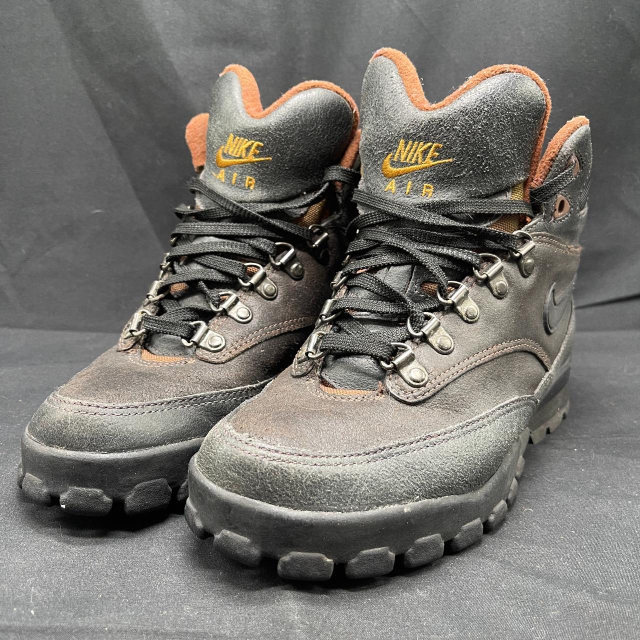 Vintage nike hiking clearance boots