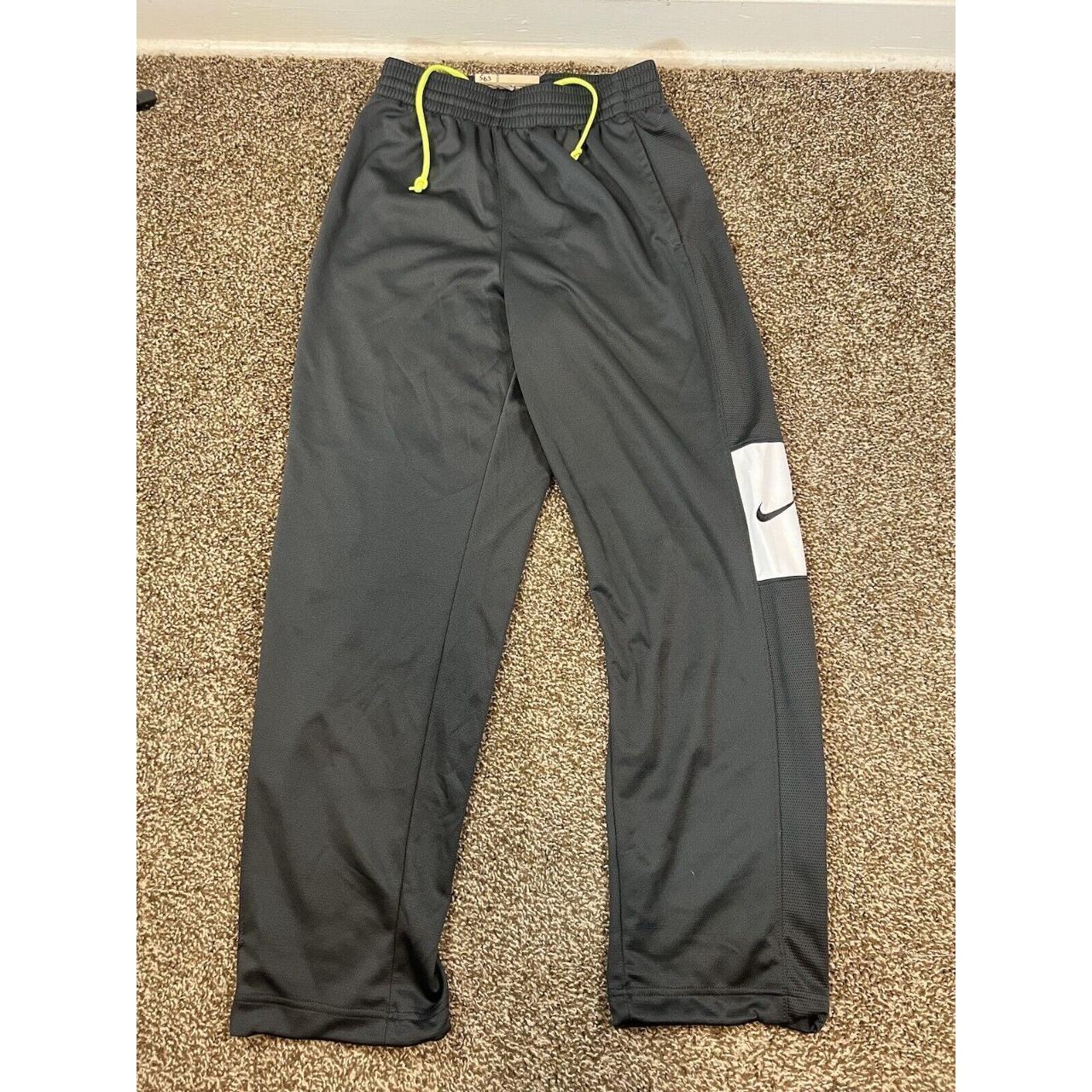 Nike store livestrong pants