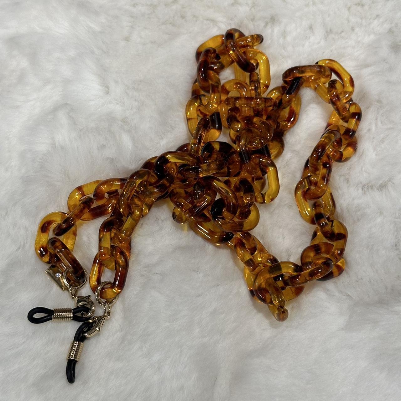 Tortoise cheetah QUAY sunglasses chain. Brand new.... Depop