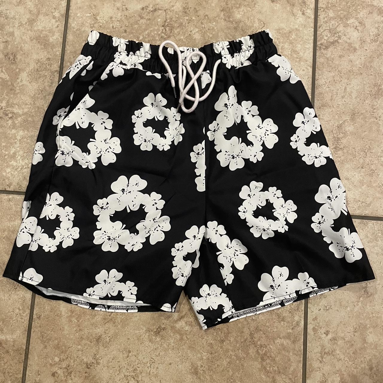 Denim tears shorts white and black Depop