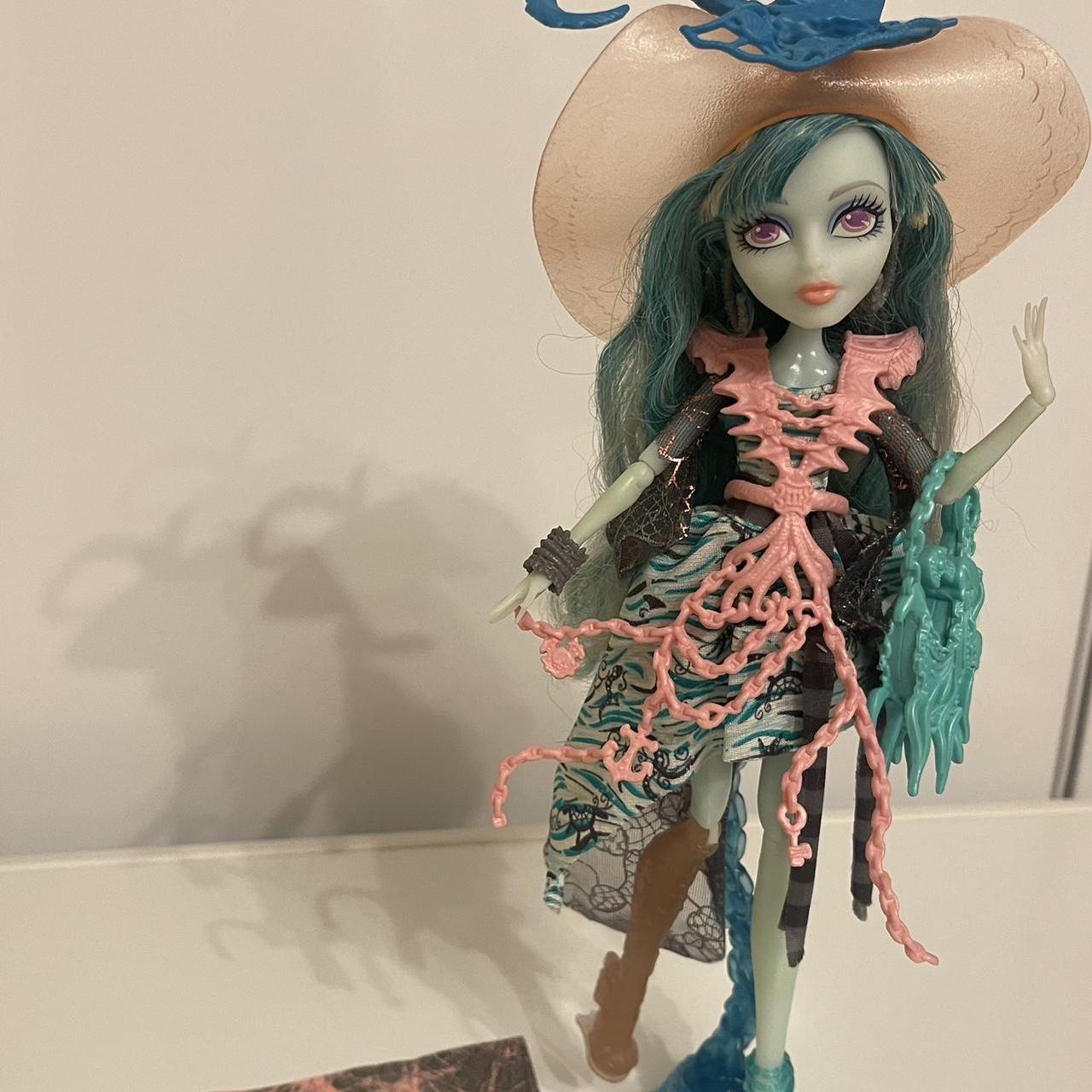 Monster High Haunted 2024 Spirits Vandala Doubloons