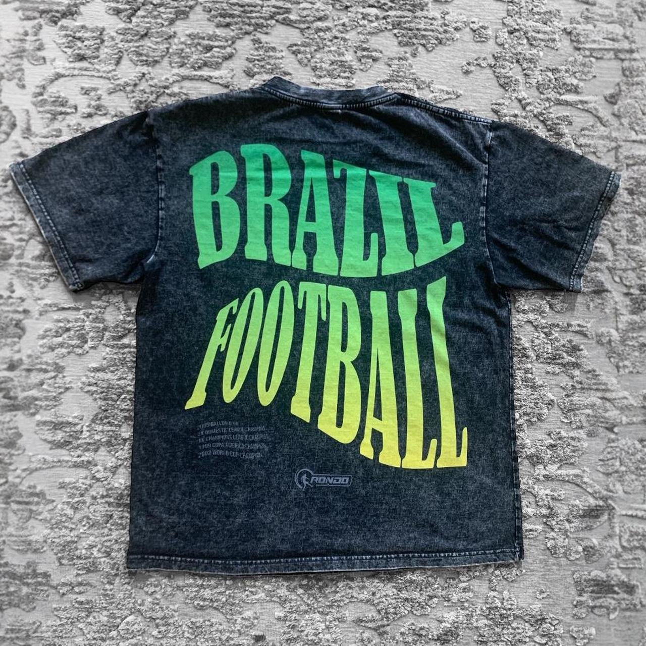 ronaldinho graphic tee