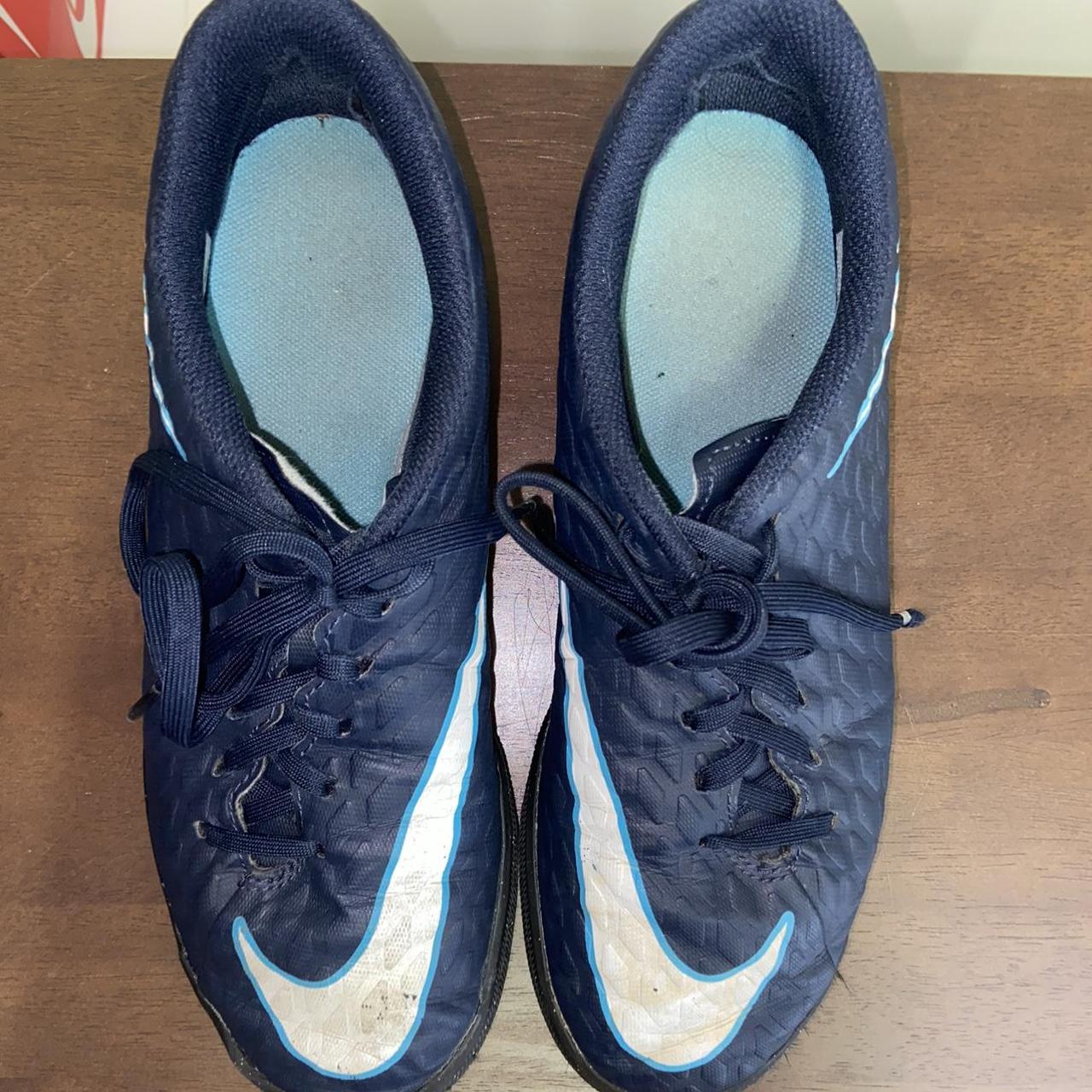 indoor soccer shoes phantom