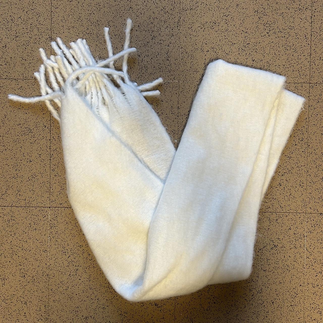Luxury cashmere winter white scarf Super thick... - Depop