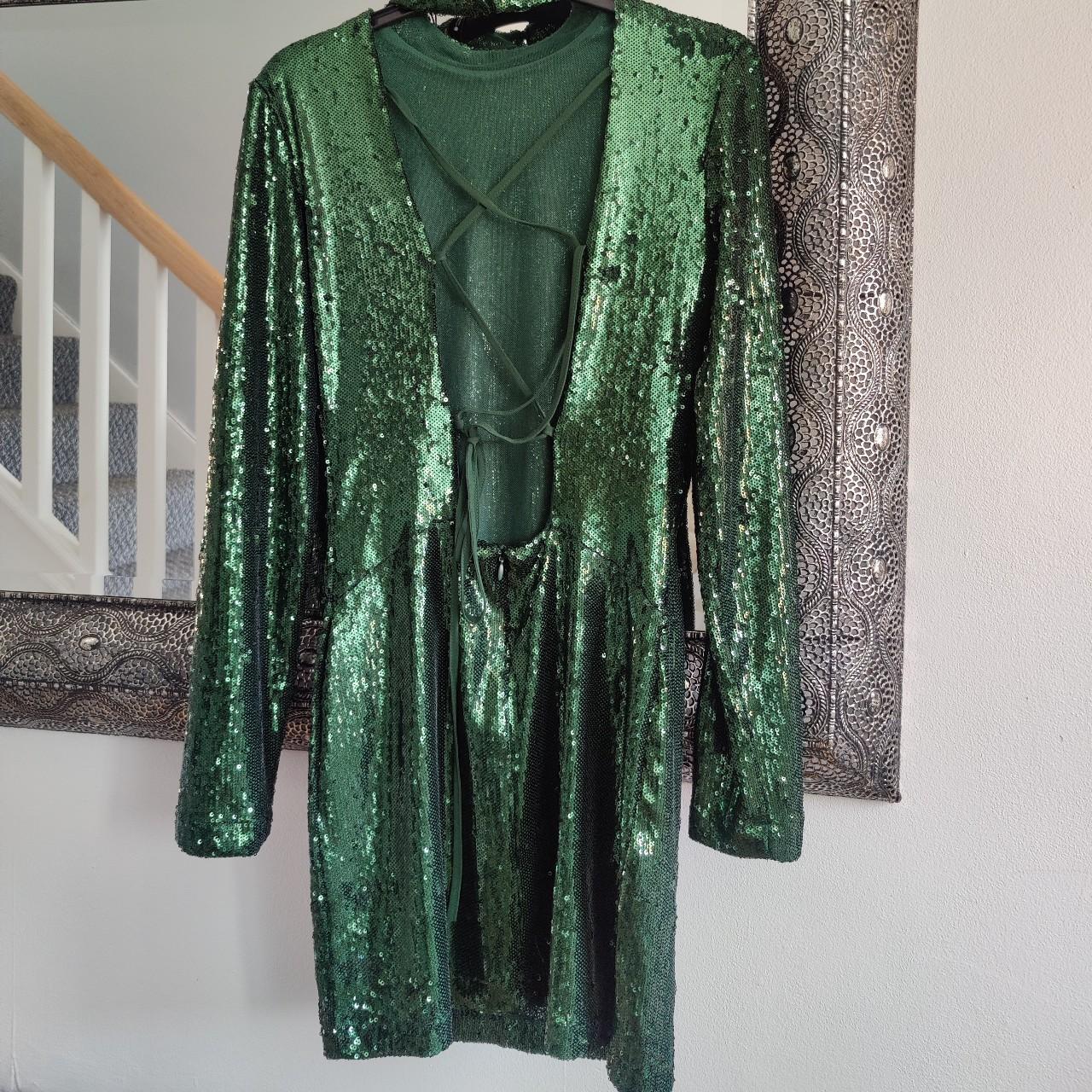 🖤 ZARA SEQUINNED GREEN DRESS SIZE: M Very sparkly... - Depop