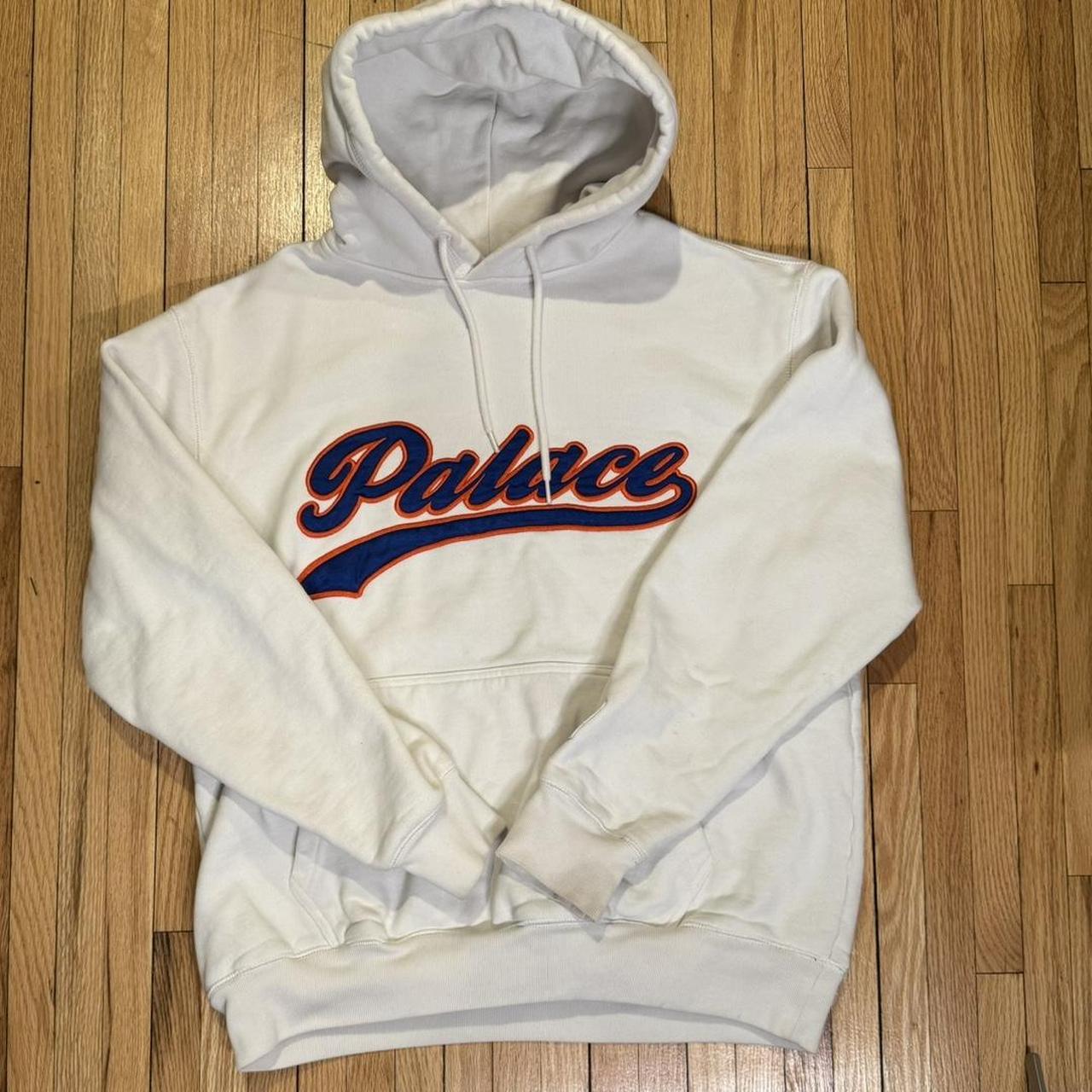 Palace hoodie (fits like an M) - Depop