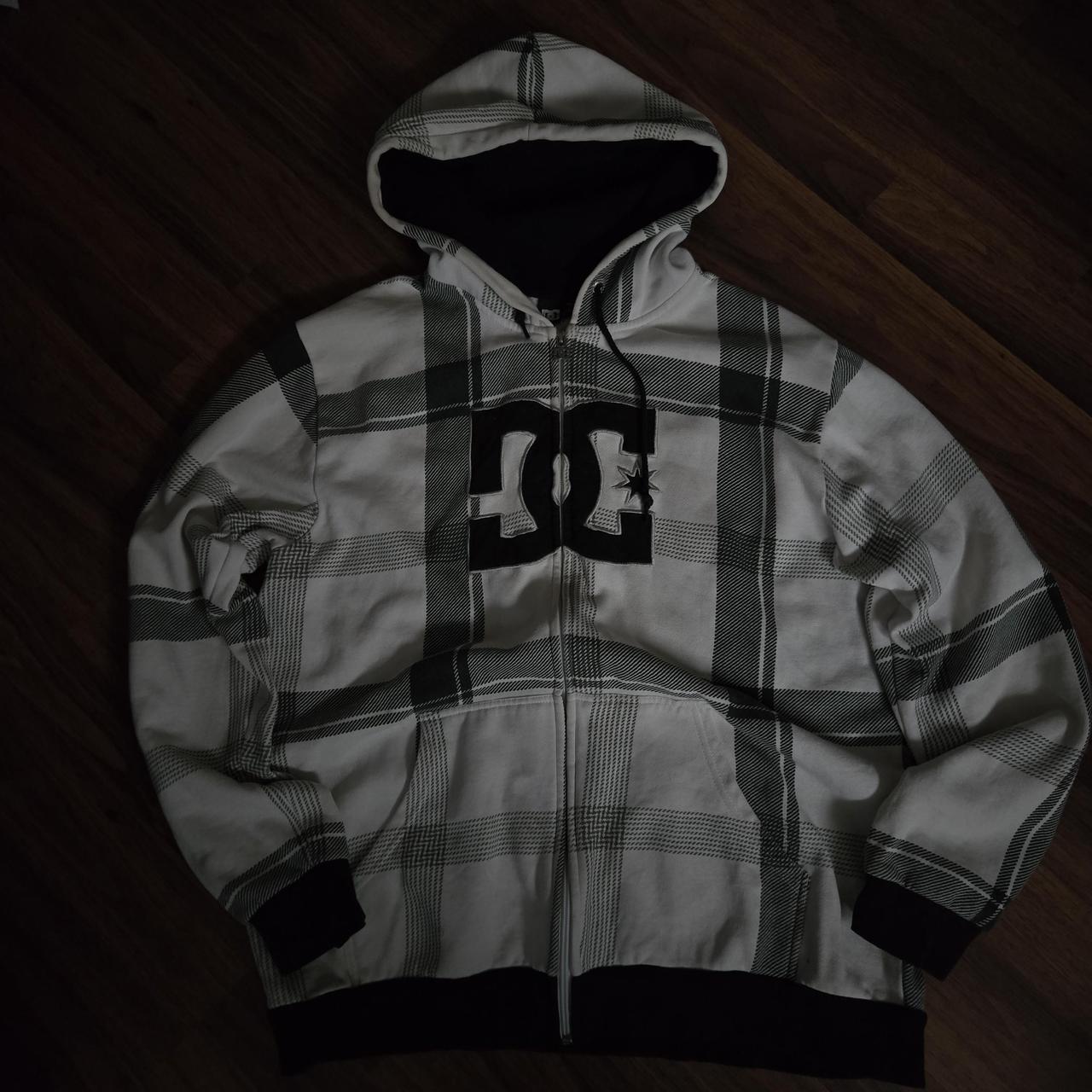 item listed by vix4z